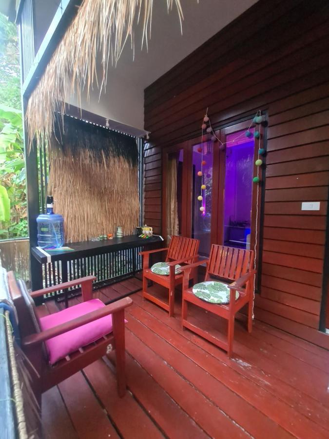 House By The Sea Hotell Haad Tian Exteriör bild